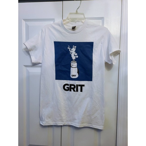 NEW GRIT Boxing Gratitude Challenge White T-Shirt, Unisex Small - Picture 1 of 4